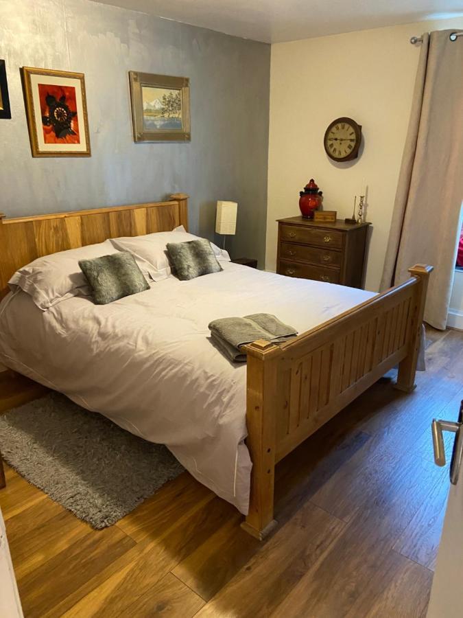 Great Rooms In An Uber Cool Flat! London Bridge ภายนอก รูปภาพ