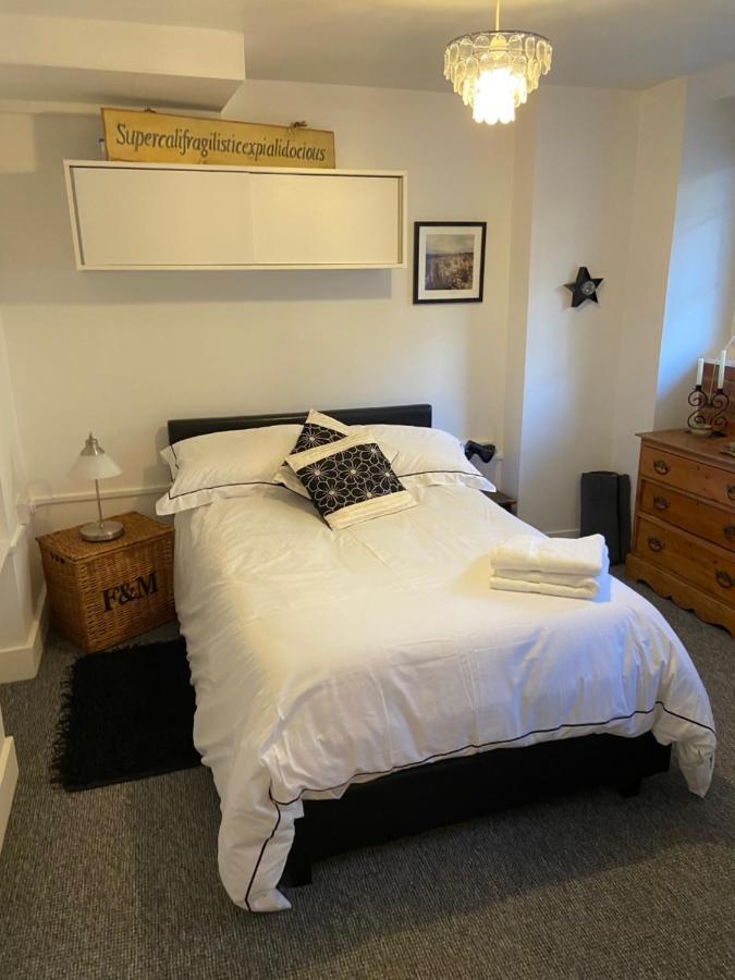 Great Rooms In An Uber Cool Flat! London Bridge ภายนอก รูปภาพ