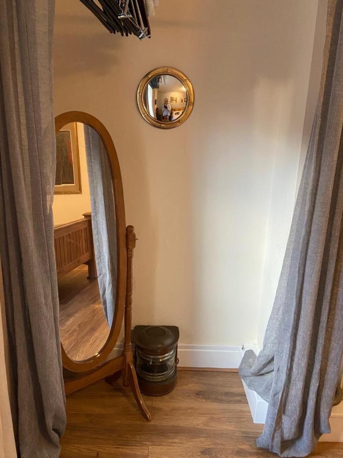 Great Rooms In An Uber Cool Flat! London Bridge ภายนอก รูปภาพ