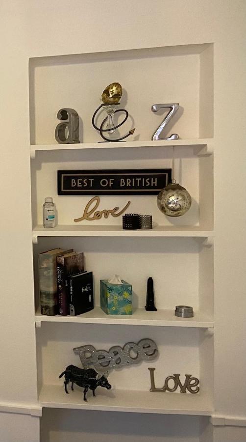 Great Rooms In An Uber Cool Flat! London Bridge ภายนอก รูปภาพ