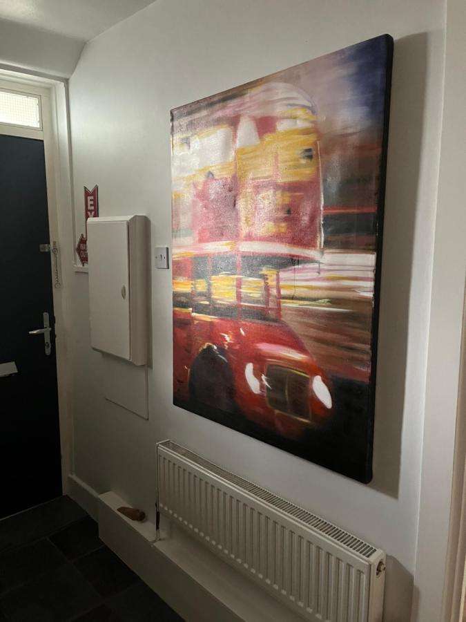 Great Rooms In An Uber Cool Flat! London Bridge ภายนอก รูปภาพ